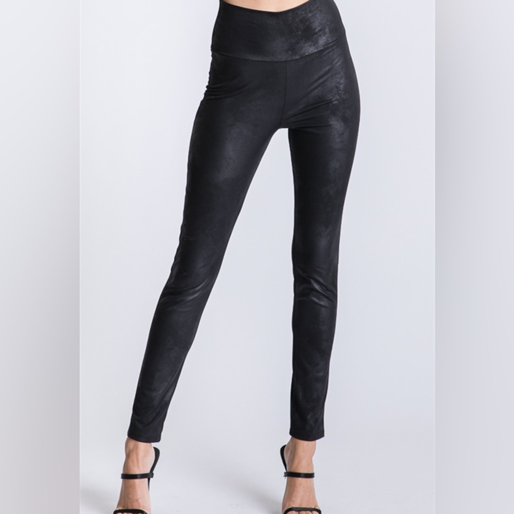 FAUX LEATHER LEGGINGS